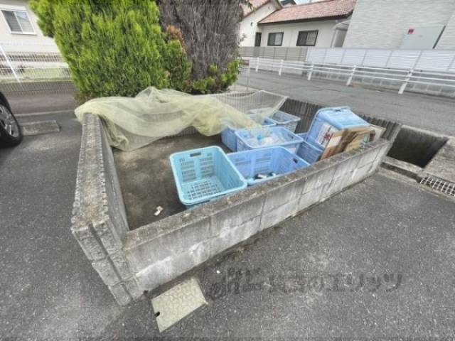 ゴミ置き場