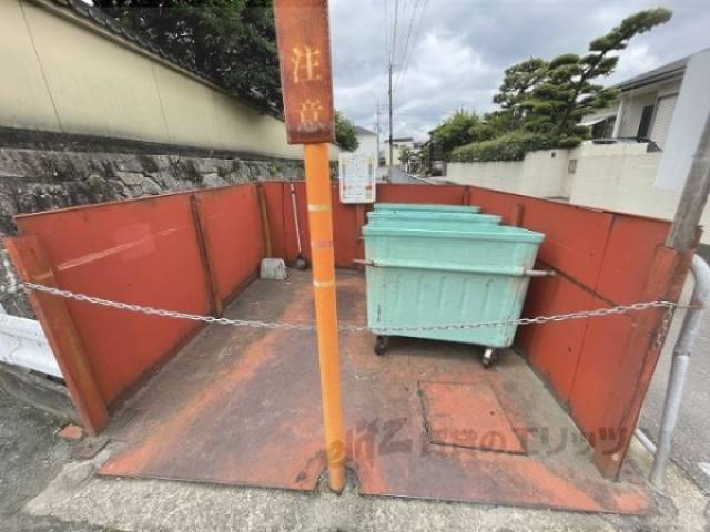 ゴミ置き場