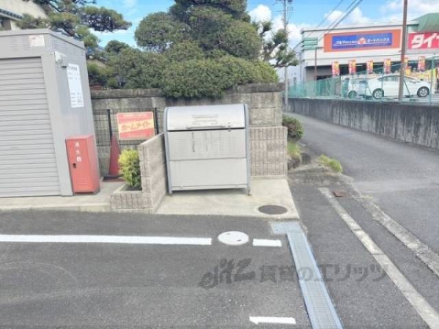 ゴミ置き場