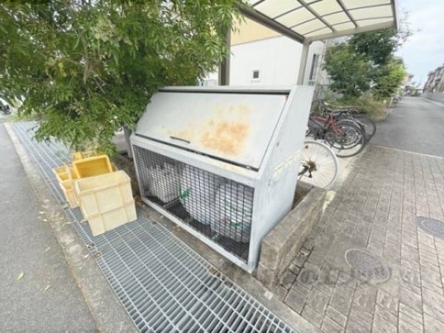 ゴミ置き場