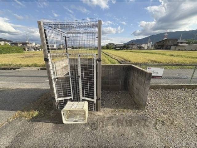 ゴミ置き場