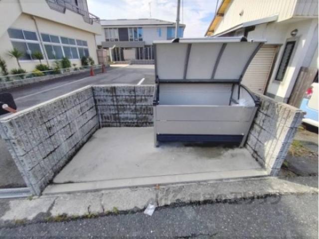 ゴミ置き場
