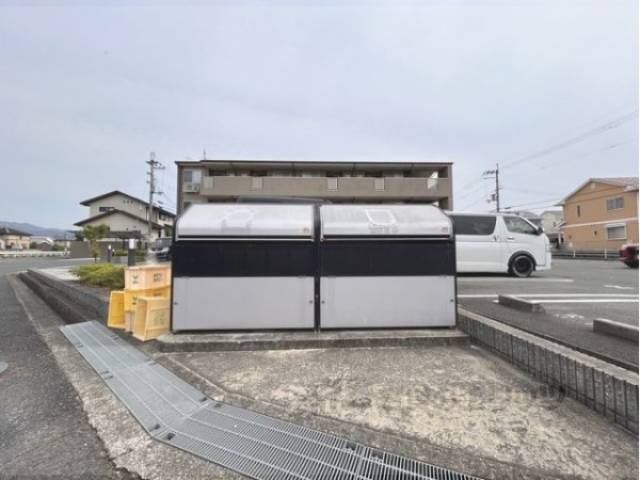 ゴミ置き場
