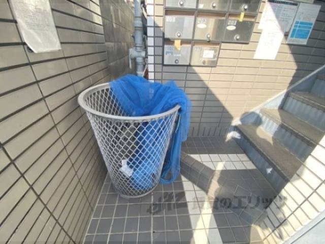 ゴミ置き場