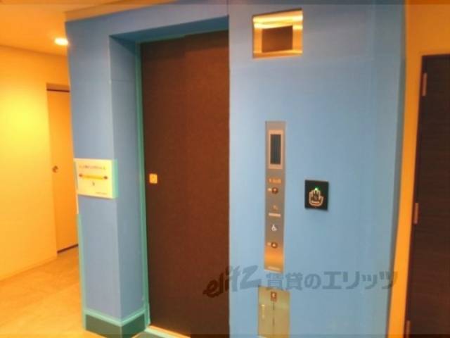 エレベーター