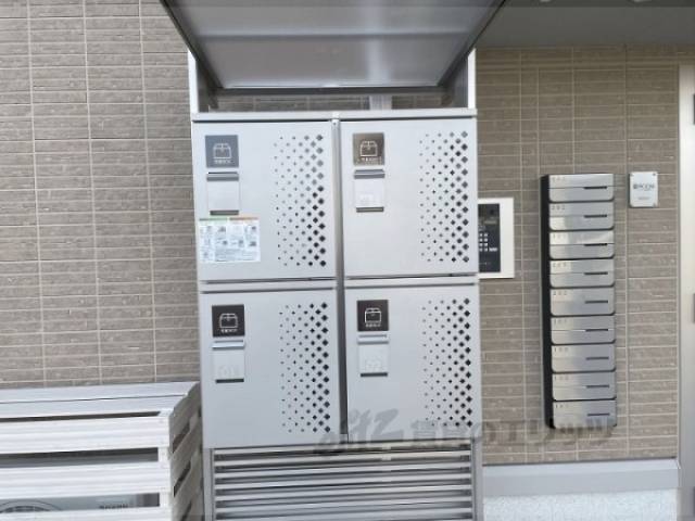 宅配ボックス
