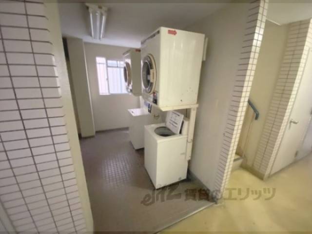 コインランドリー