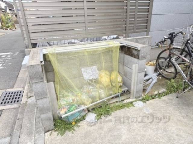 ゴミ置き場