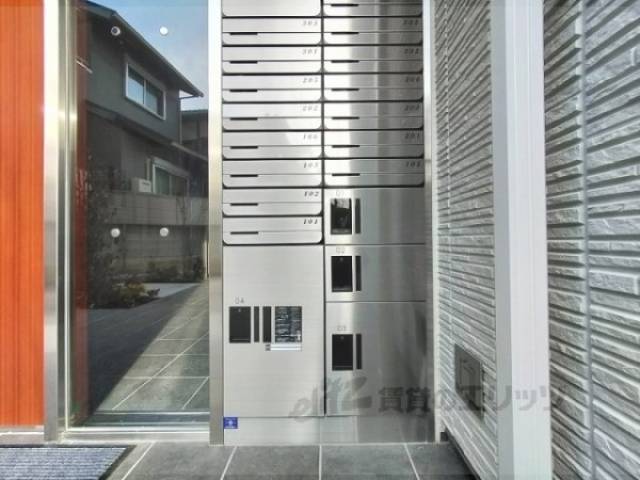 宅配ボックス