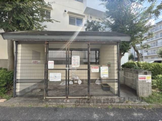 ゴミ置き場