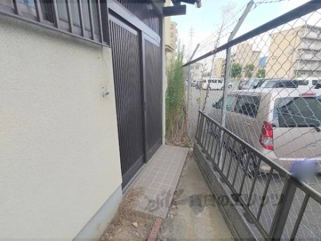 ロビー　インターホン