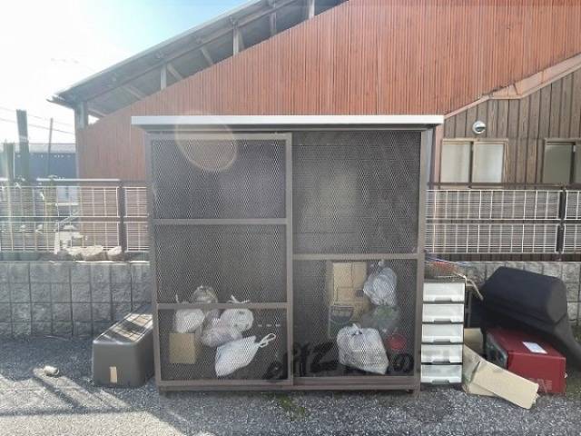 ゴミ置き場