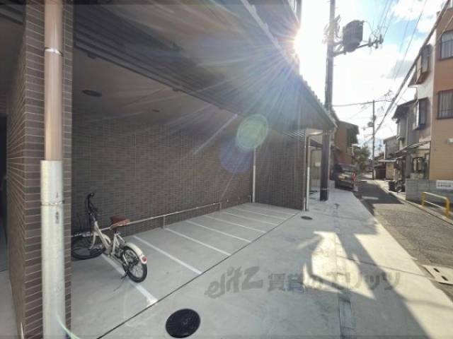 駐車場　バイク駐車スペース