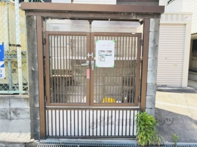 ゴミ置き場