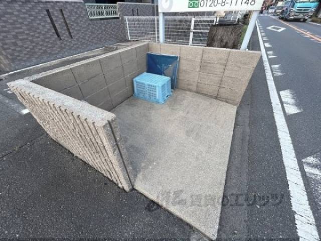 ゴミ置き場