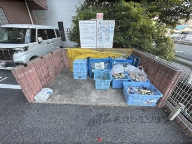ゴミ置き場