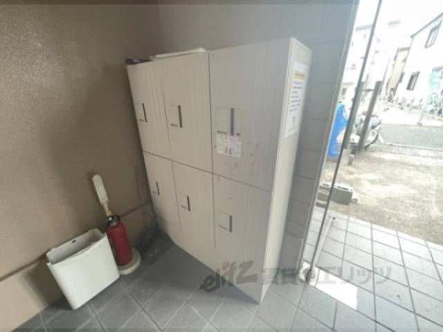 宅配ボックス