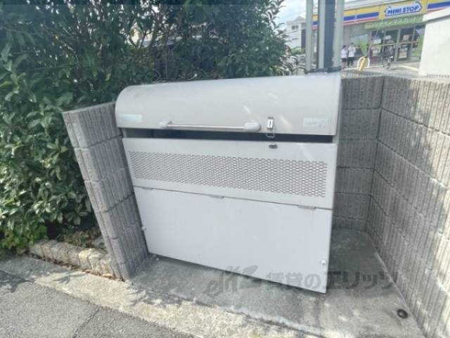 ゴミ置き場