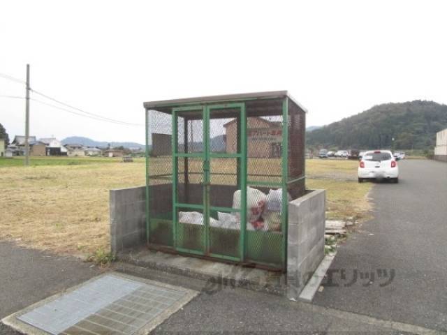 ゴミ置き場