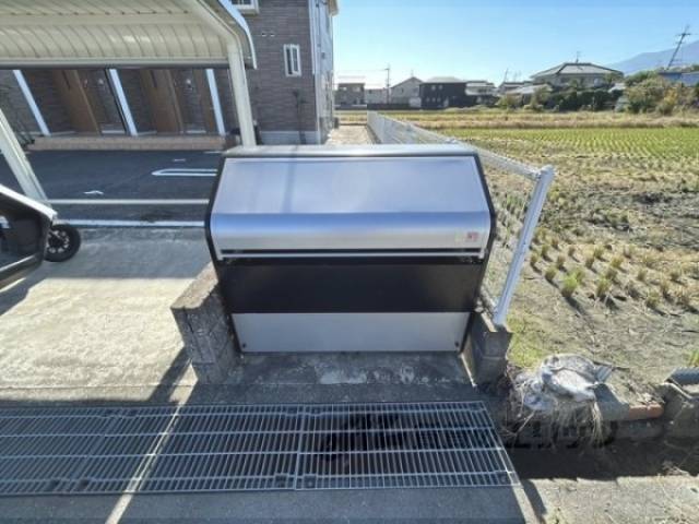 ゴミ置き場
