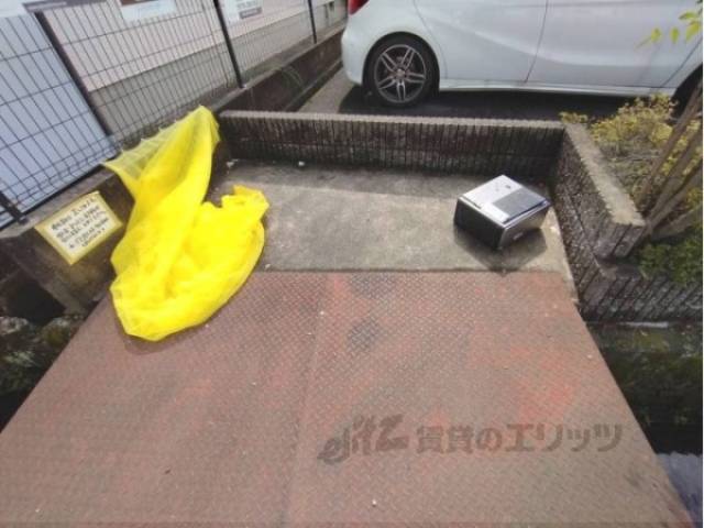 ゴミ置き場