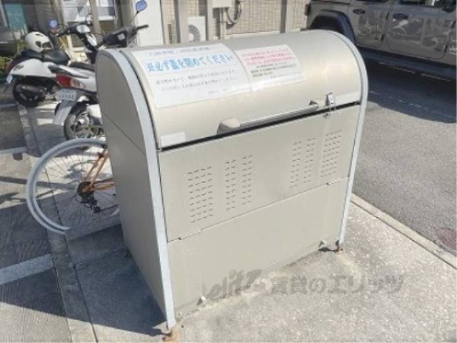 ゴミ置き場