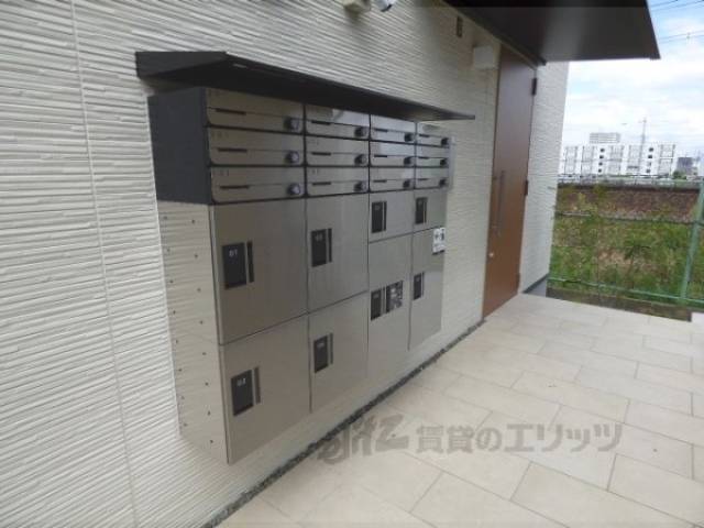 宅配ボックス