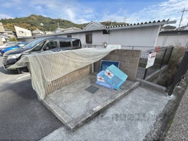 ゴミ置き場