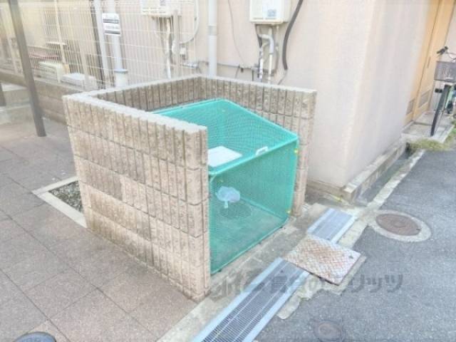 ゴミ置き場
