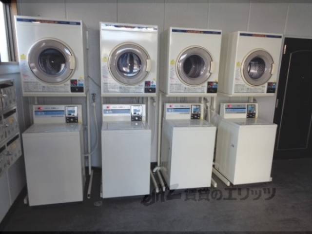 コインランドリー