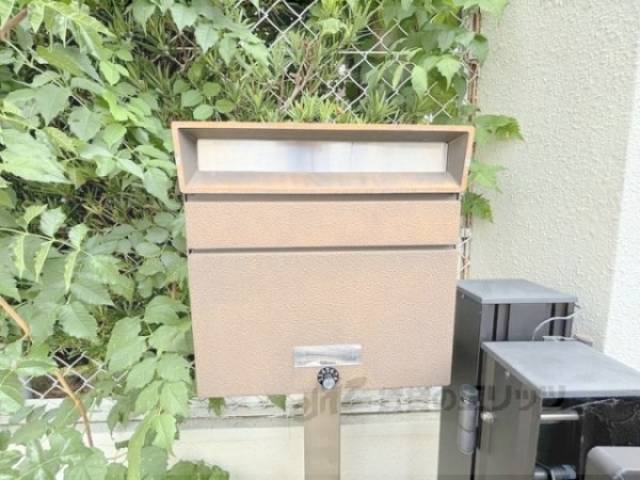 ポスト