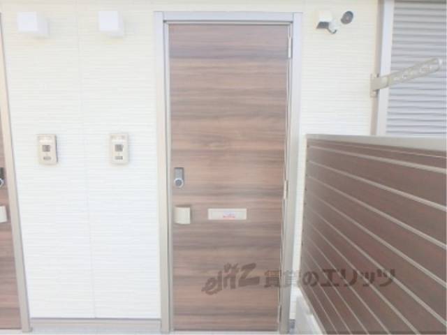 エントランス　入口