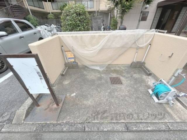 ゴミ置き場
