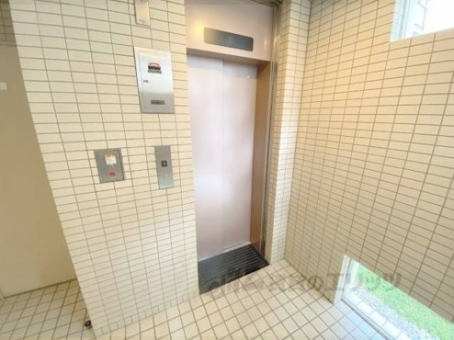 エレベーター