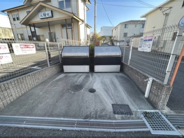 ゴミ置き場