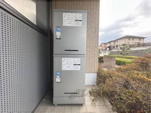 宅配ボックス