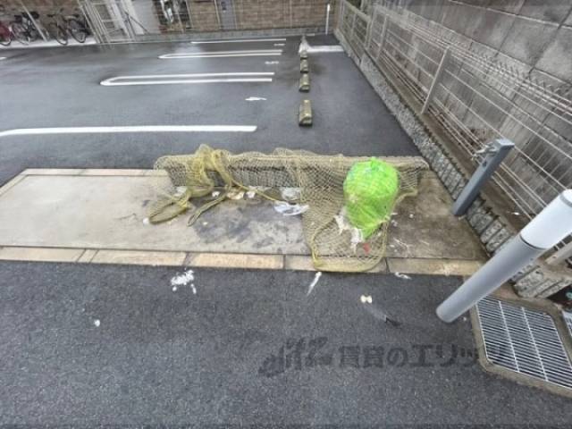 ゴミ置き場