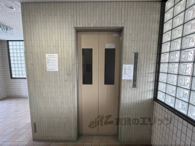 エレベーター