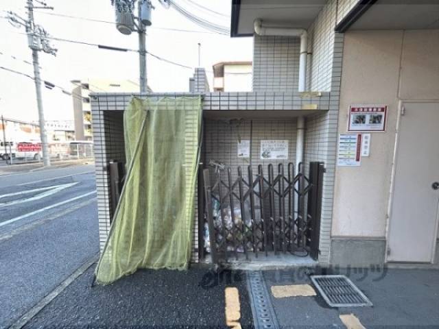 ゴミ置き場