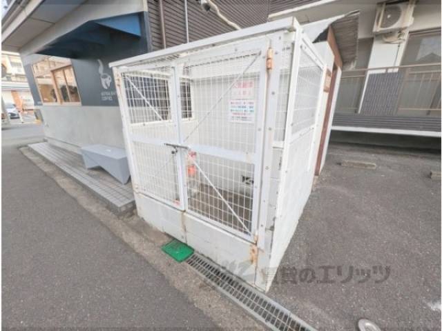 ゴミ置き場