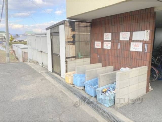 ゴミ置き場