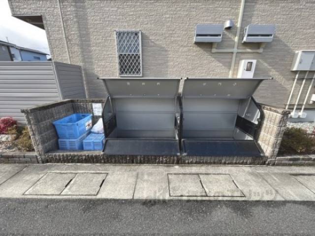 ゴミ置き場