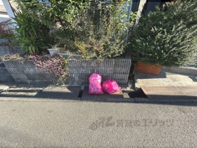 ゴミ置き場