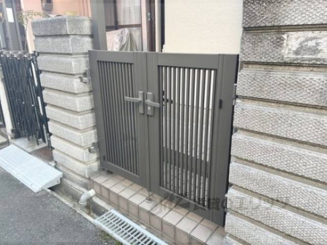 ロビー 階段