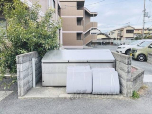 ゴミ置き場