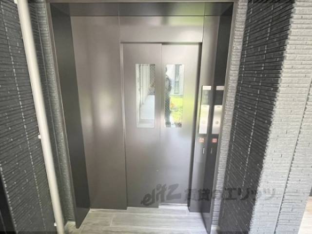 エレベーター