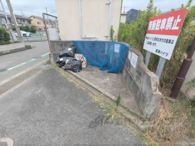 ゴミ置き場