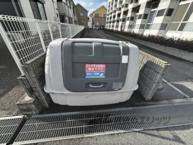 ゴミ置き場