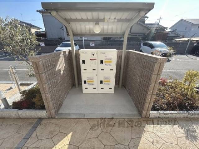 宅配ボックス