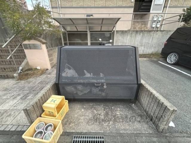 ゴミ置き場